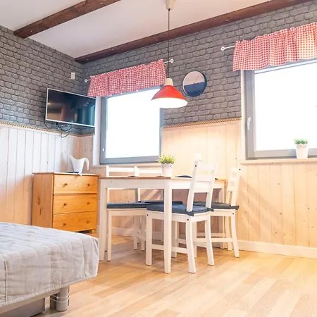 Lodge Letniskowe Sloneczne Wzgorze *