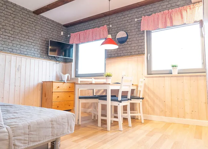 Lodge Letniskowe Sloneczne Wzgorze *